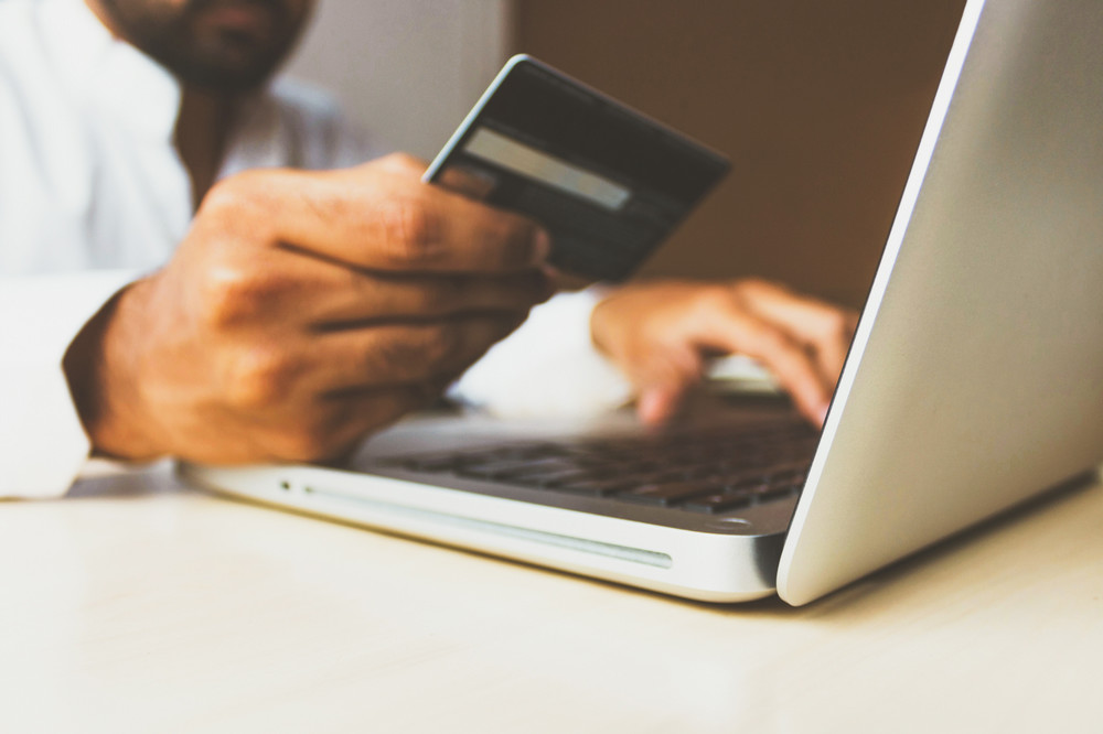 credit card laptop guy